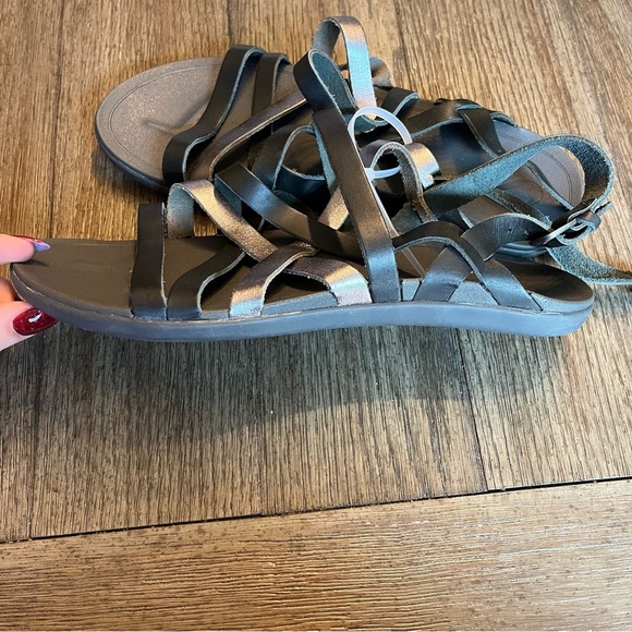 Olukai awe awe black and silver strappy sandals - Picture 5 of 7